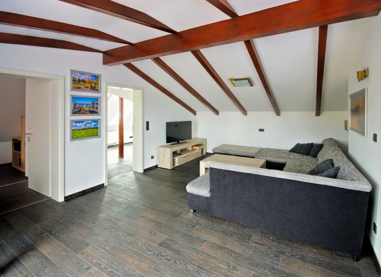 Ferienwohnung Lausitzer Seenland Tom Grossraeschen Exterior foto